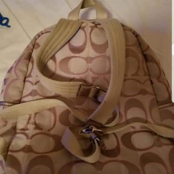 Backpack - Picture 2 of 5